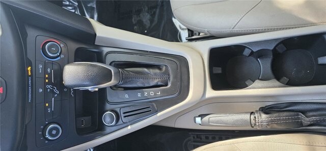 2017 Ford Focus in Mesa, AZ 85212 - 18128397 16
