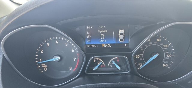 2017 Ford Focus in Mesa, AZ 85212 - 18128397 36