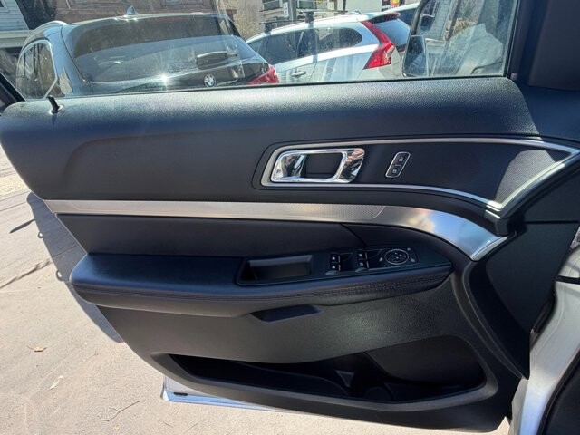 2018 Ford Explorer in Pottsville, PA 17901 - 18128398 18