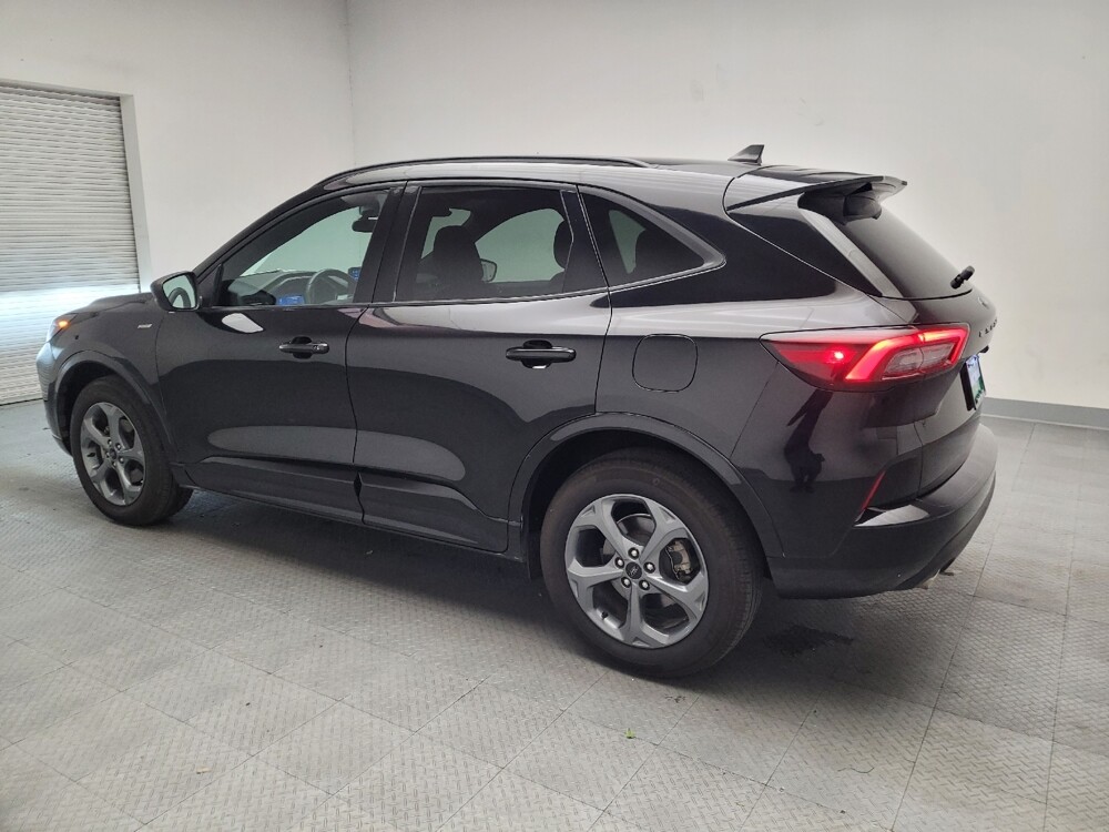 2023 Ford Escape in Riverside, CA 92504 - 18128417 3