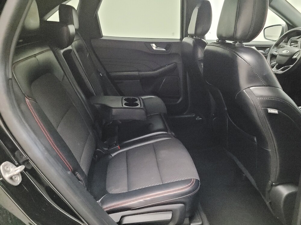 2023 Ford Escape in Riverside, CA 92504 - 18128417 19