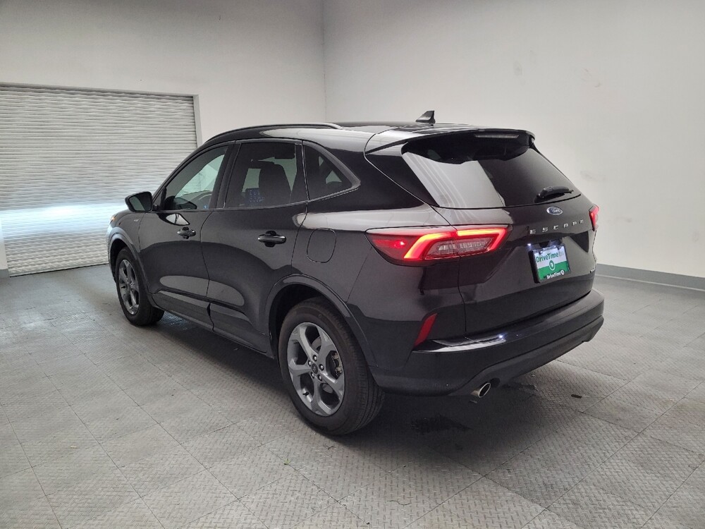 2023 Ford Escape in Riverside, CA 92504 - 18128417 5