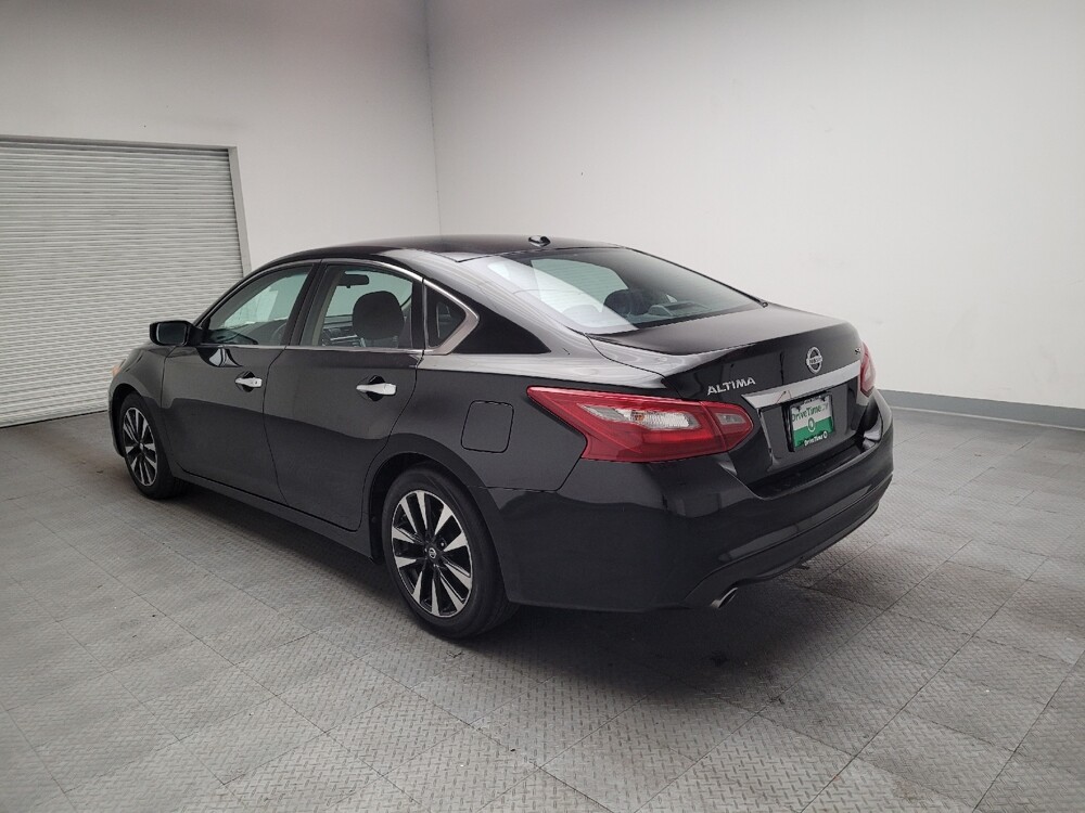 2018 Nissan Altima in Sacramento, CA 95821 - 18128423 5