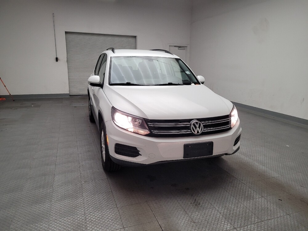2017 Volkswagen Tiguan in Downey, CA 90241 - 18128425 14