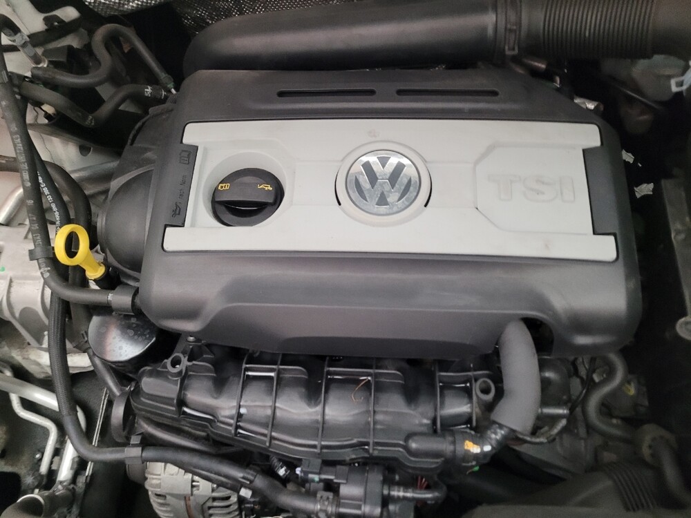 2017 Volkswagen Tiguan in Downey, CA 90241 - 18128425 30