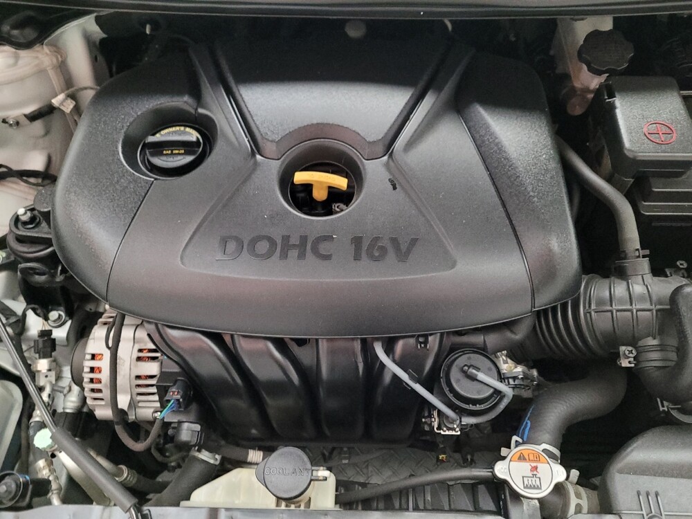 2016 Hyundai Elantra in Riverside, CA 92504 - 18128428 30