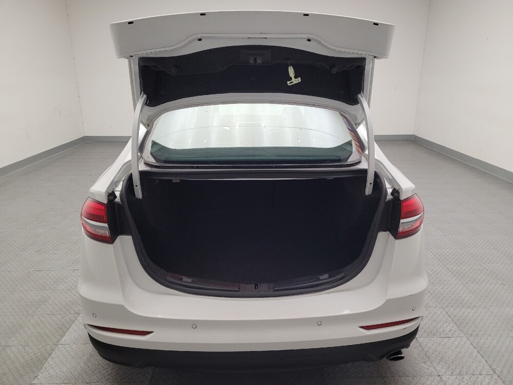 2020 Ford Fusion in Downey, CA 90241 - 18128429 29