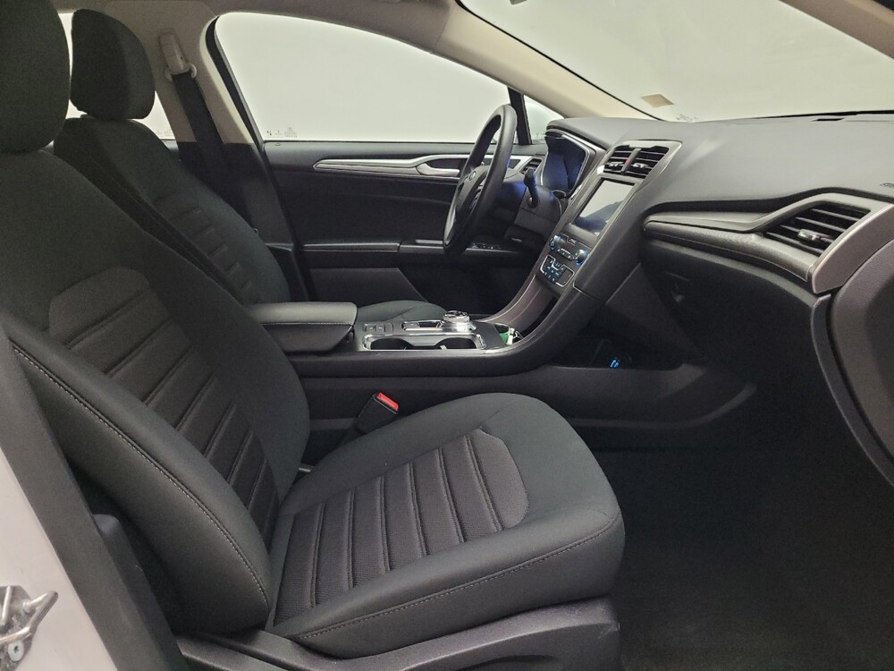 2020 Ford Fusion in Downey, CA 90241 - 18128429 21