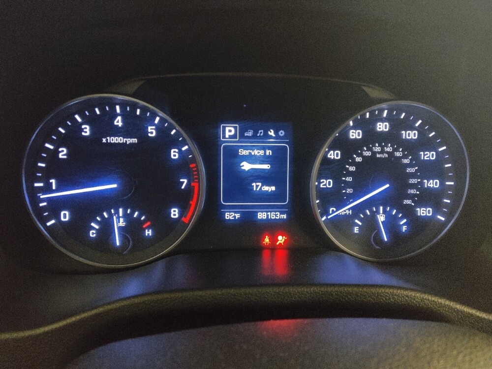 2018 Hyundai Elantra in Knoxville, TN 37923 - 18128442 23