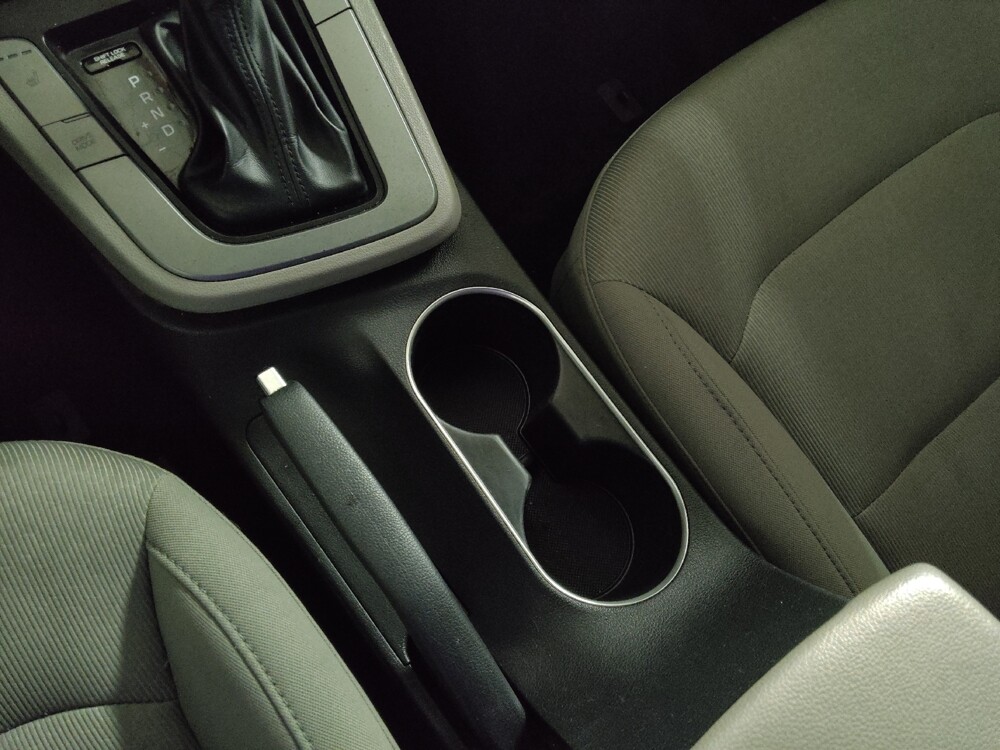 2018 Hyundai Elantra in Knoxville, TN 37923 - 18128442 26