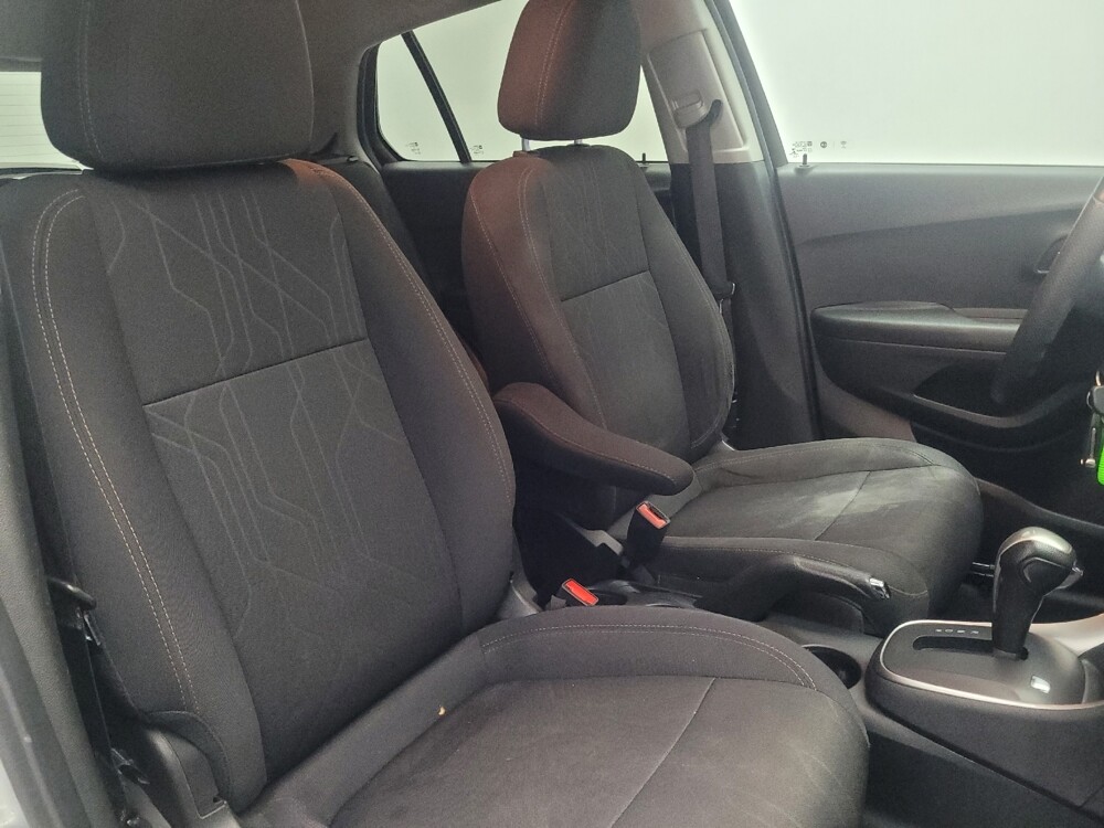 2020 Chevrolet Trax in Union City, GA 30291 - 18128450 21