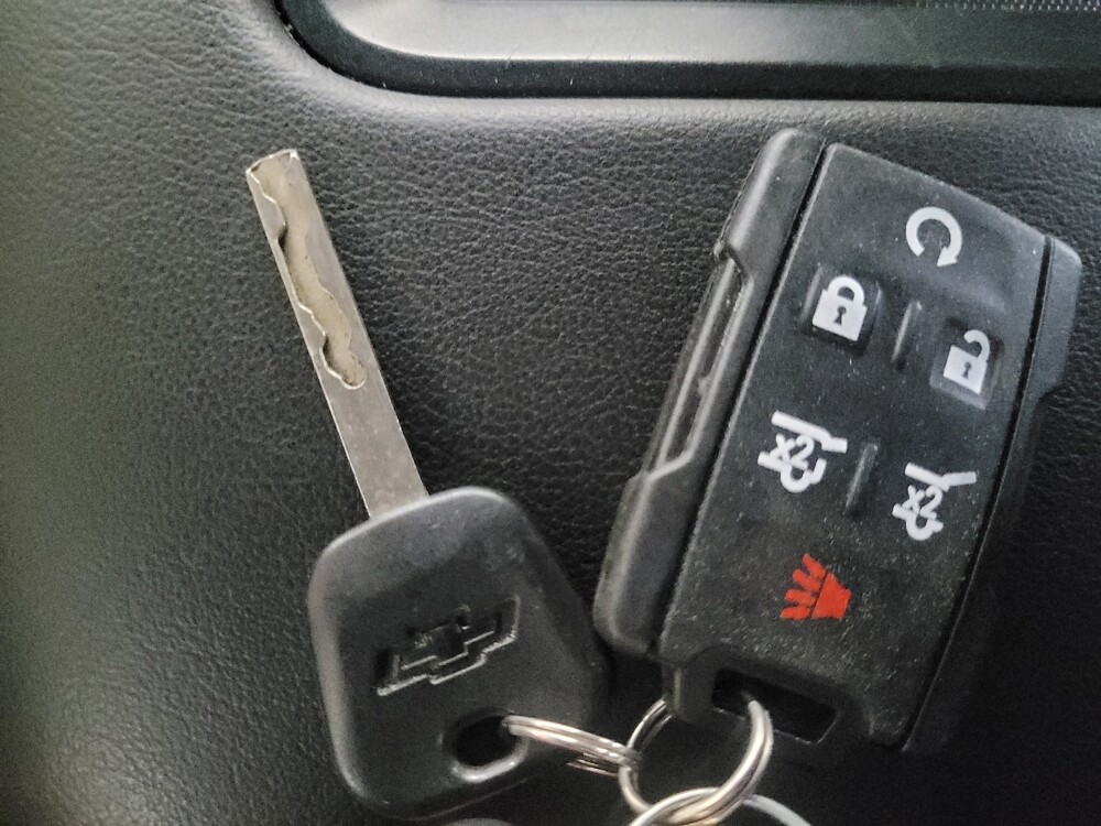 2017 Chevrolet Tahoe in Stone Mountain, GA 30083 - 18128456 32