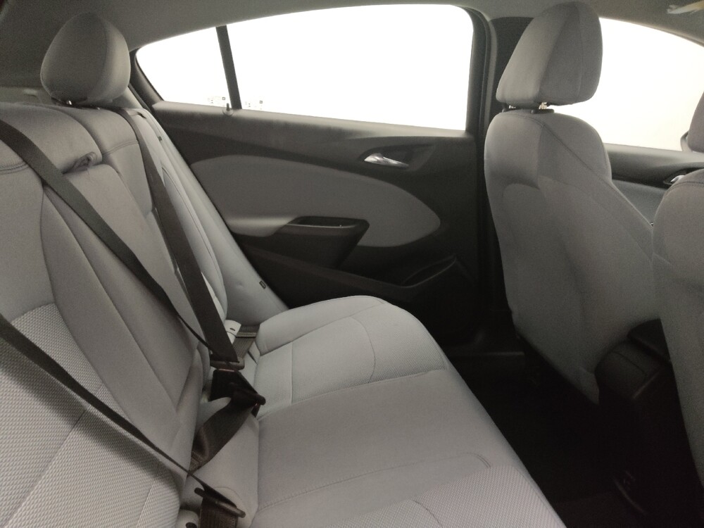 2019 Chevrolet Cruze in Live Oak, TX 78233 - 18128470 19