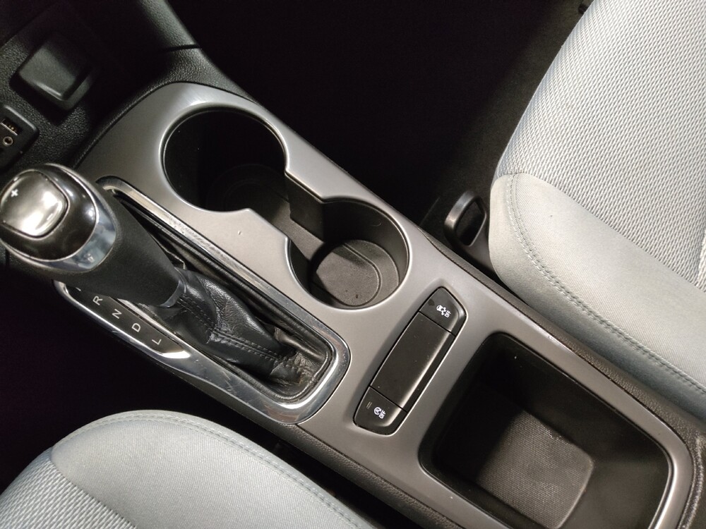 2019 Chevrolet Cruze in Live Oak, TX 78233 - 18128470 26