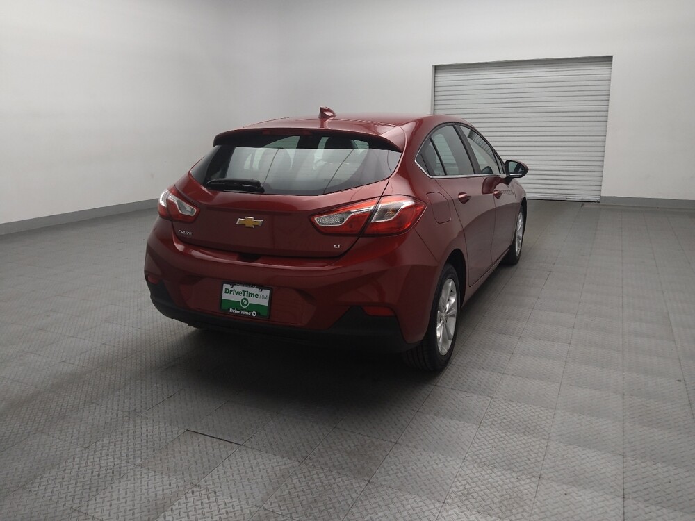 2019 Chevrolet Cruze in Live Oak, TX 78233 - 18128470 9
