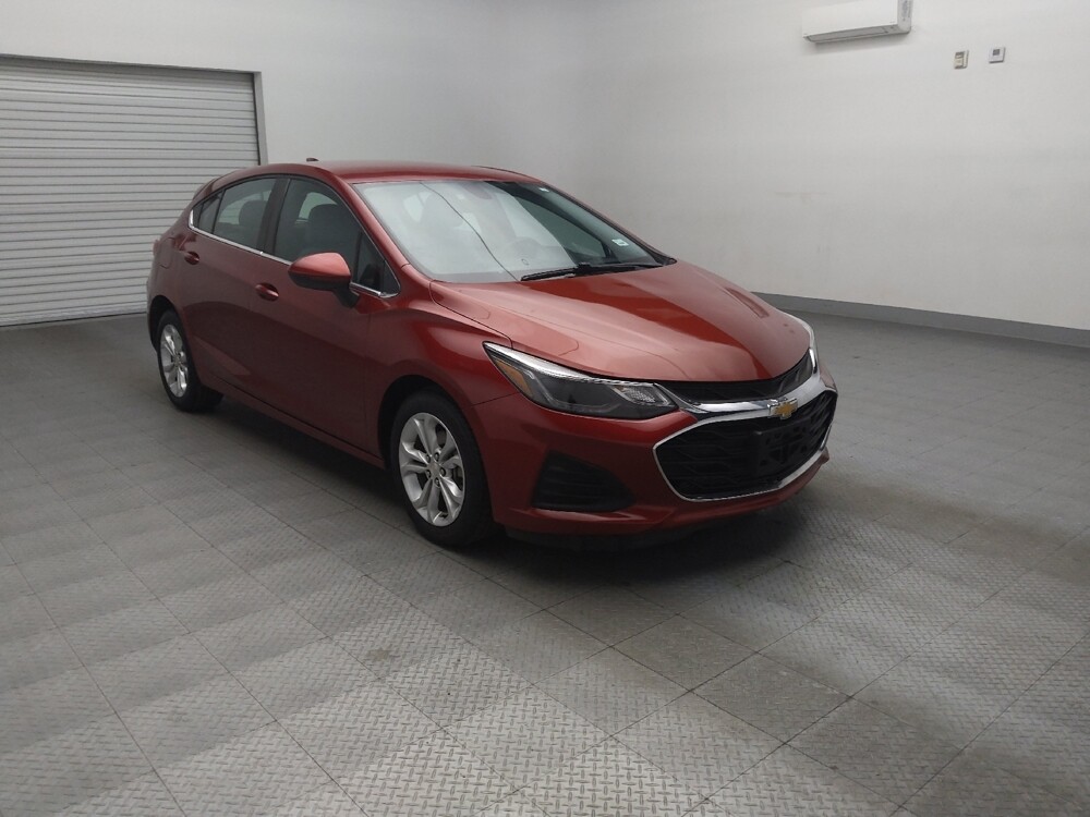 2019 Chevrolet Cruze in Live Oak, TX 78233 - 18128470 13