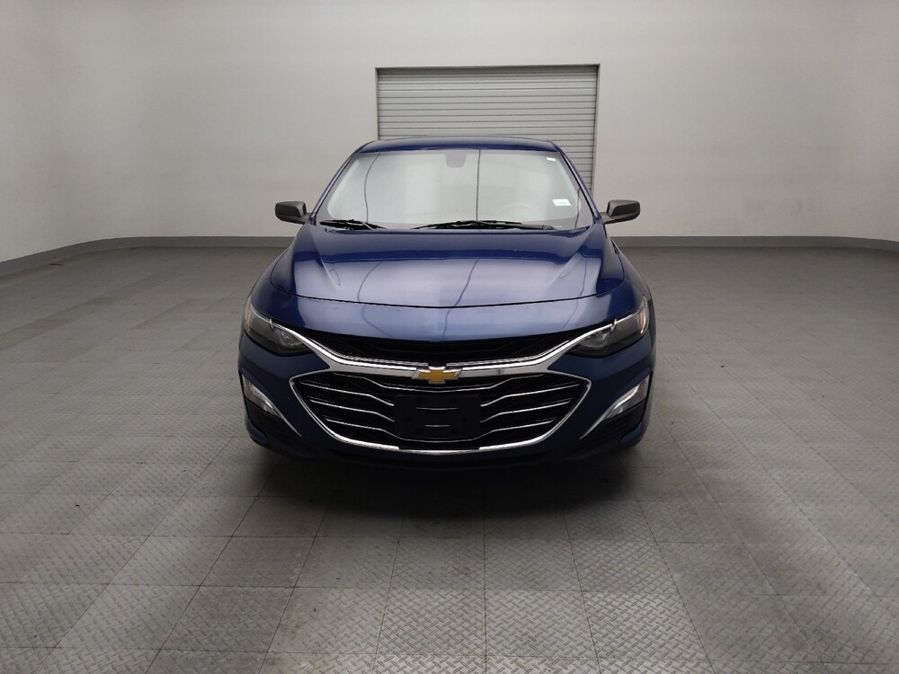 2019 Chevrolet Malibu in Oklahoma City, OK 73139 - 18128471 15