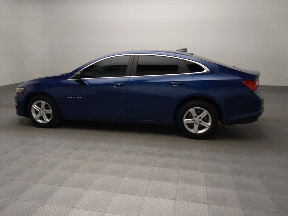 2019 Chevrolet Malibu in Oklahoma City, OK 73139 - 18128471 3