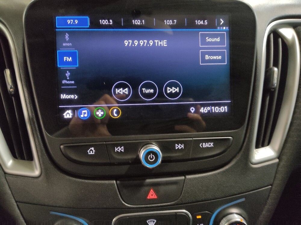 2019 Chevrolet Malibu in Oklahoma City, OK 73139 - 18128471 25