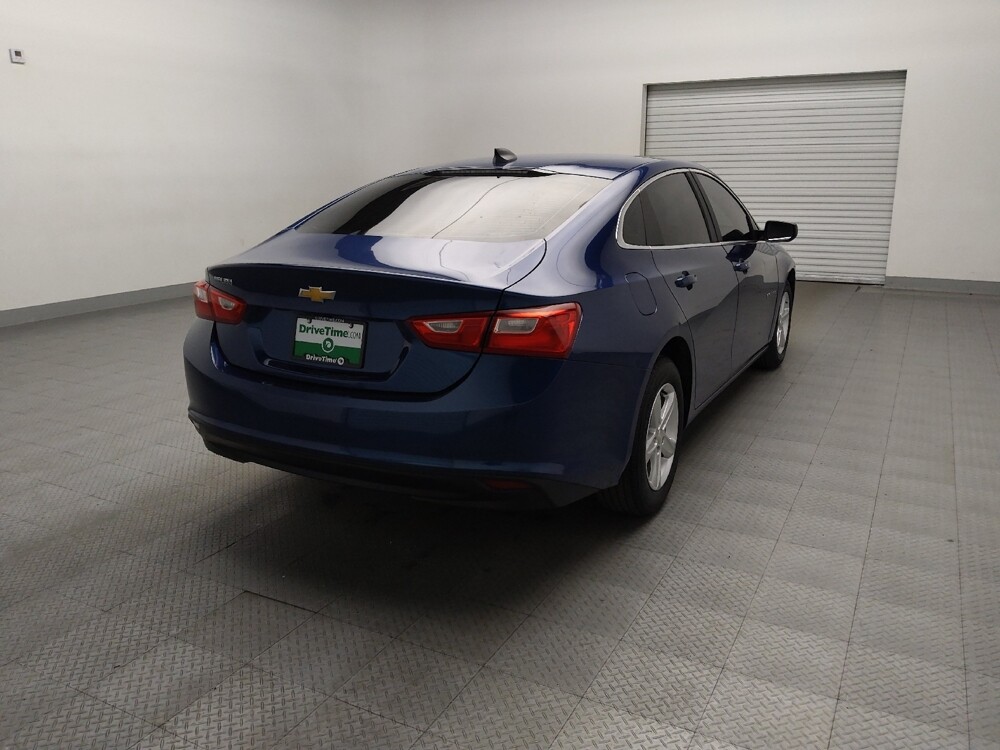 2019 Chevrolet Malibu in Oklahoma City, OK 73139 - 18128471 9