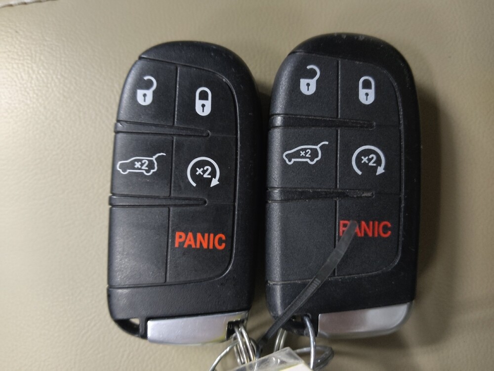 2018 Jeep Grand Cherokee in Round Rock, TX 78664 - 18128482 32