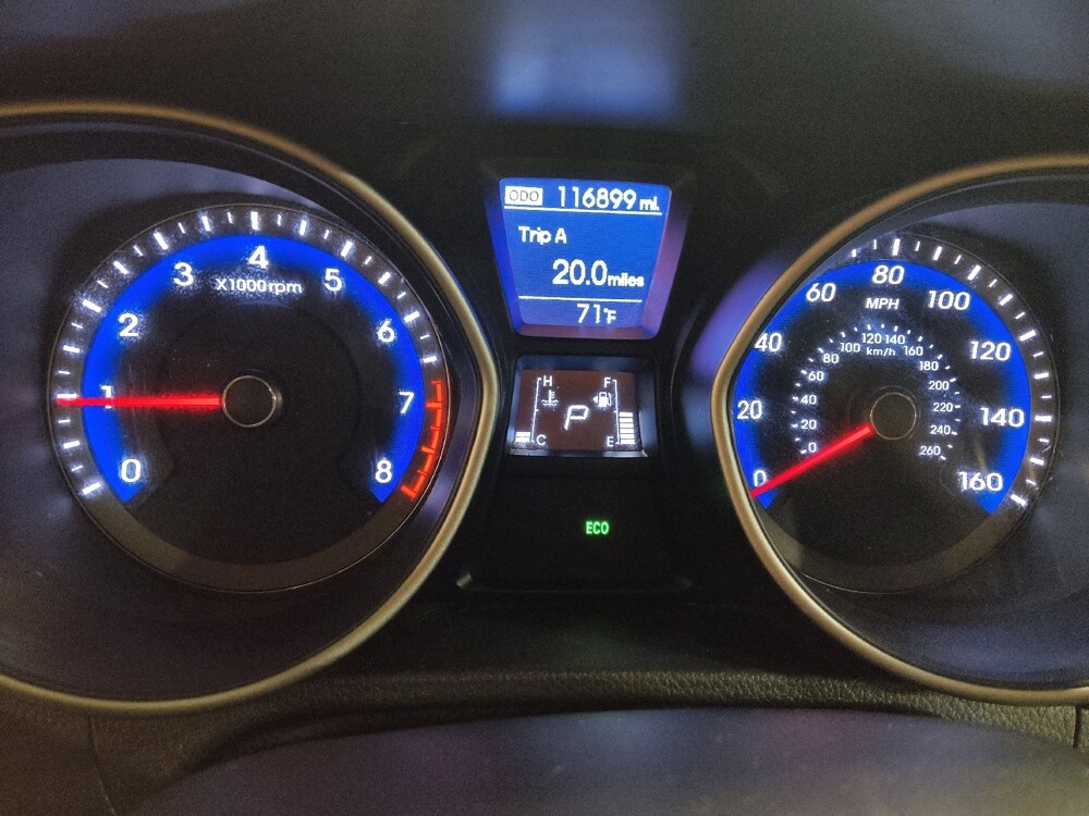 2017 Hyundai Elantra in Oklahoma City, OK 73139 - 18128483 23