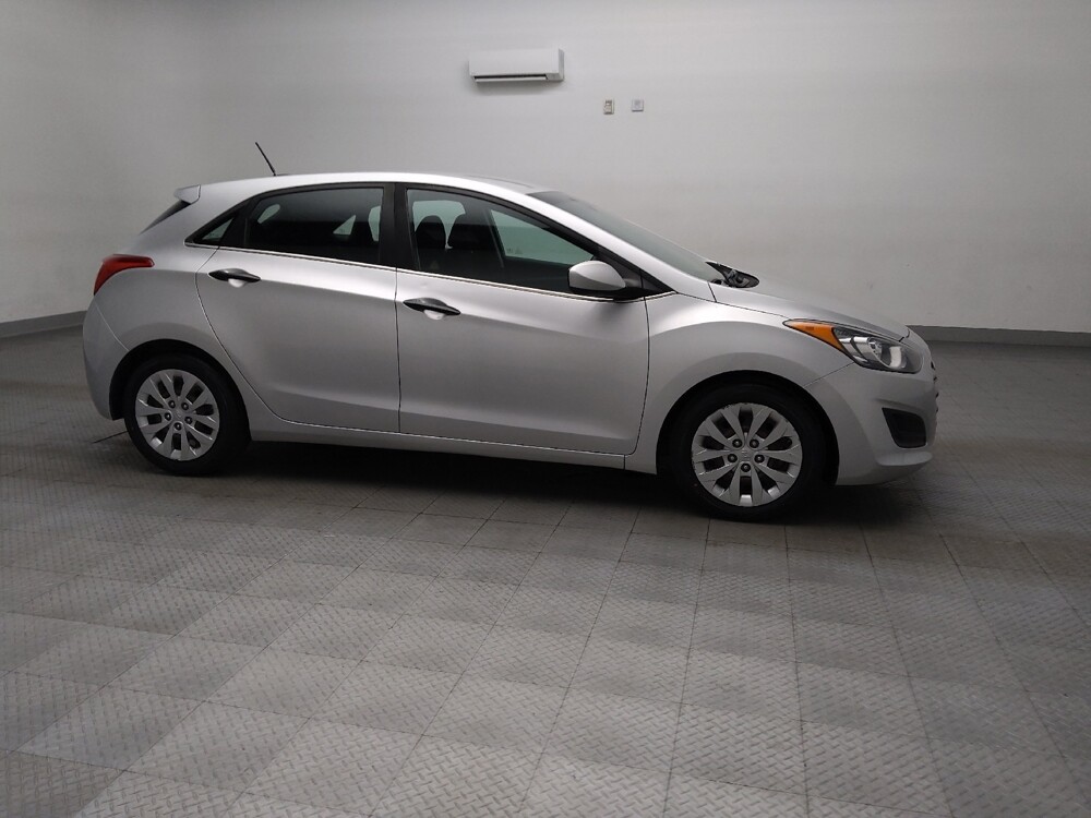 2017 Hyundai Elantra in Oklahoma City, OK 73139 - 18128483 11