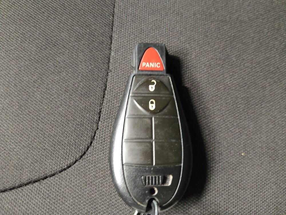 2019 Jeep Cherokee in Live Oak, TX 78233 - 18128489 32