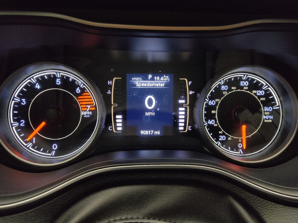 2020 Jeep Cherokee in Albuquerque, NM 87113 - 18128492 23