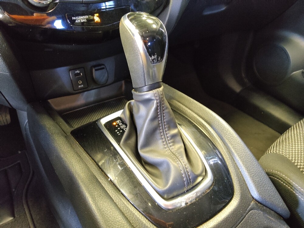 2017 Nissan Rogue Sport in Glendale, AZ 85301 - 18128499 26