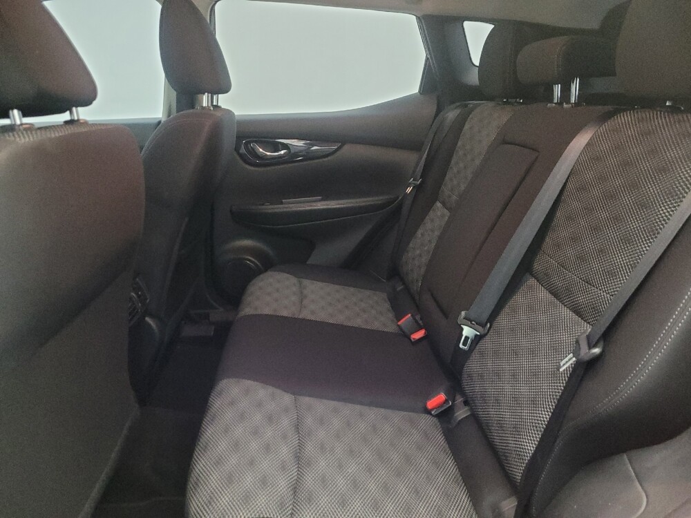 2017 Nissan Rogue Sport in Glendale, AZ 85301 - 18128499 19