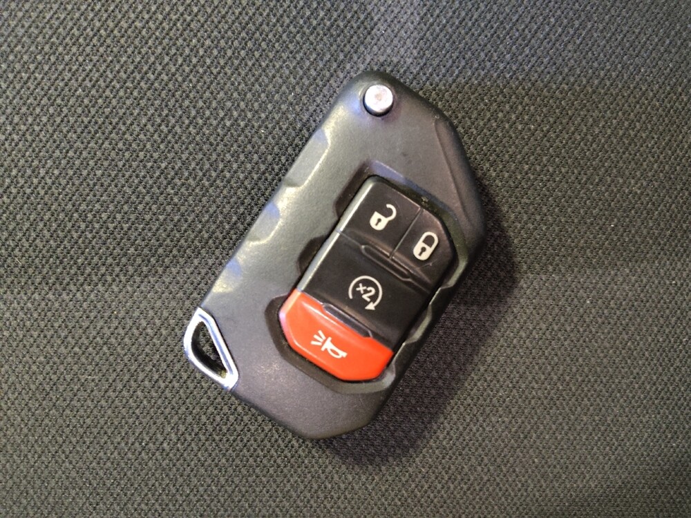 2021 Jeep Wrangler in Phoenix, AZ 85022 - 18128501 32