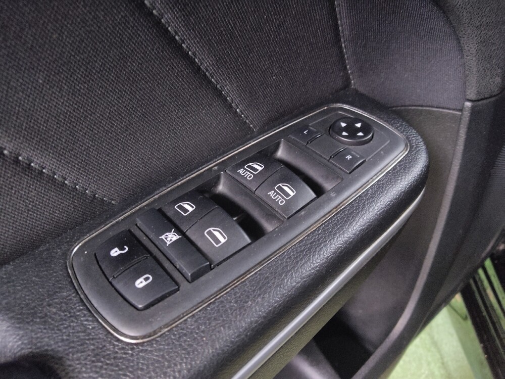 2019 Dodge Charger in Lakeland, FL 33815 - 18128512 27