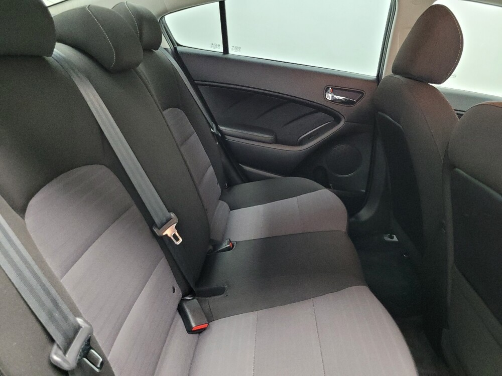 2018 Kia Forte in Reno, NV 89502 - 18128515 19