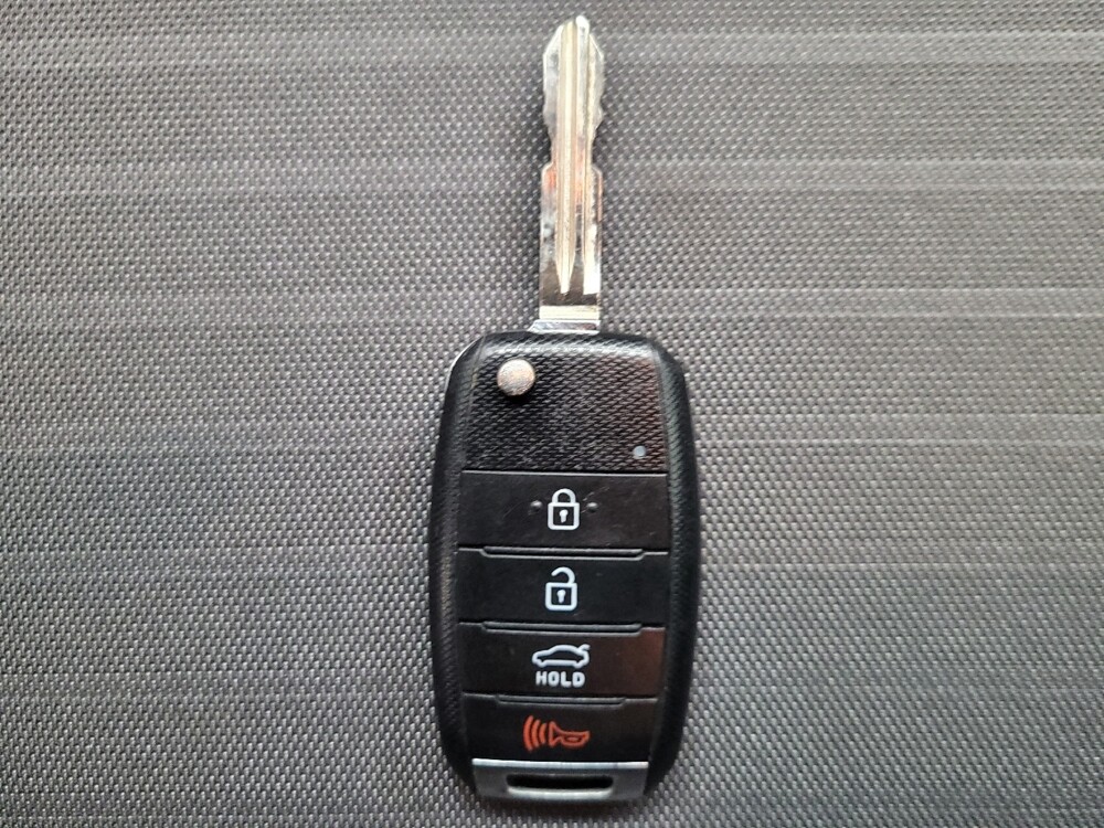 2018 Kia Forte in Reno, NV 89502 - 18128515 32