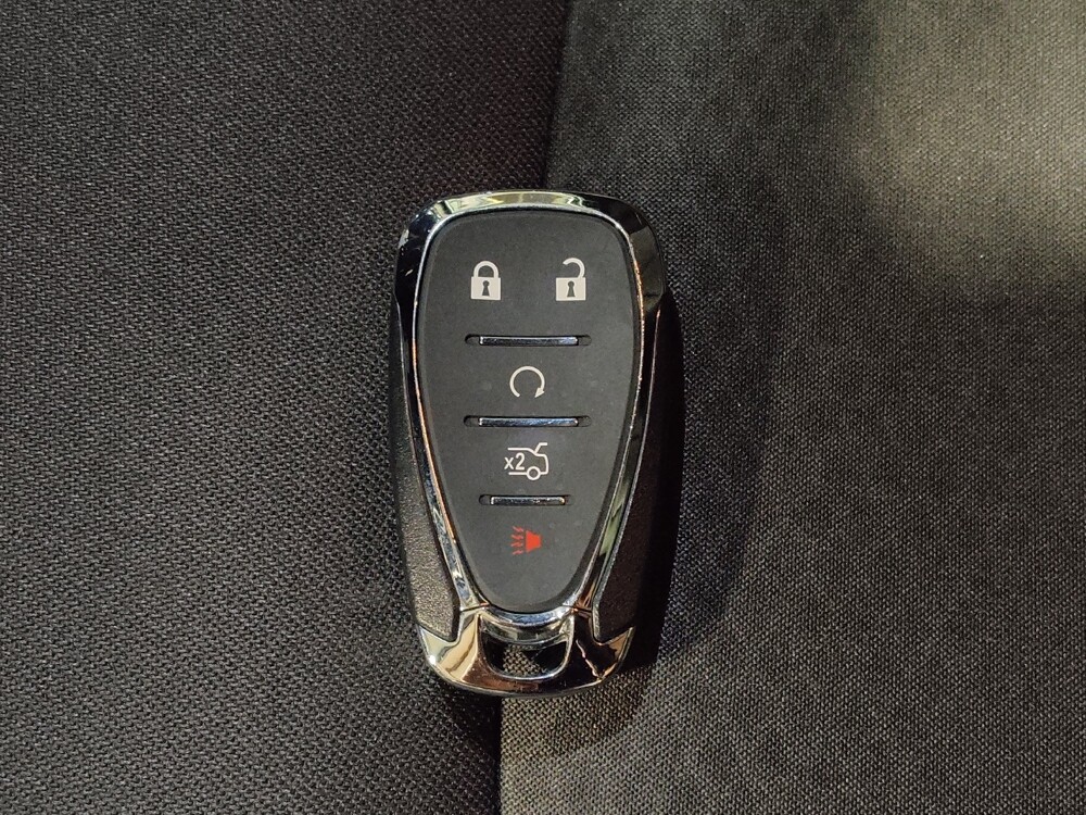 2019 Chevrolet Malibu in Miami, FL 33157 - 18128520 32