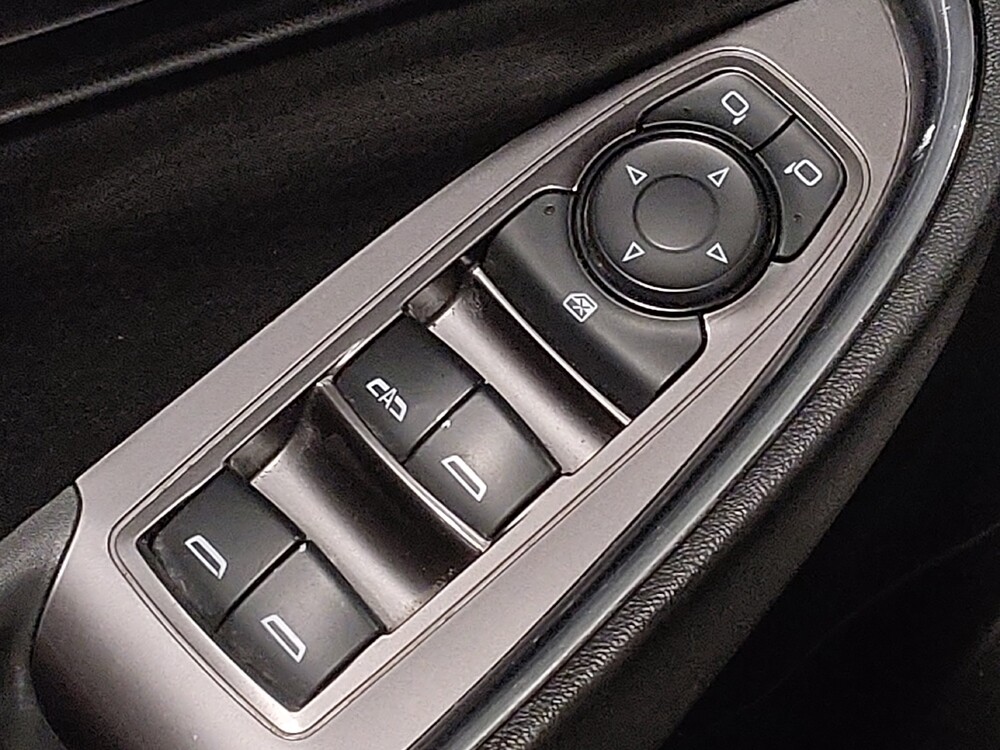 2019 Chevrolet Malibu in Miami, FL 33157 - 18128520 27