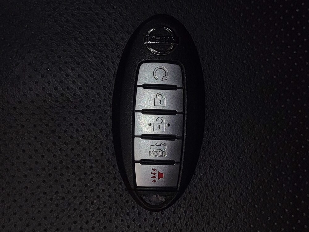 2016 Nissan Altima in Savannah, GA 31419 - 18128523 32