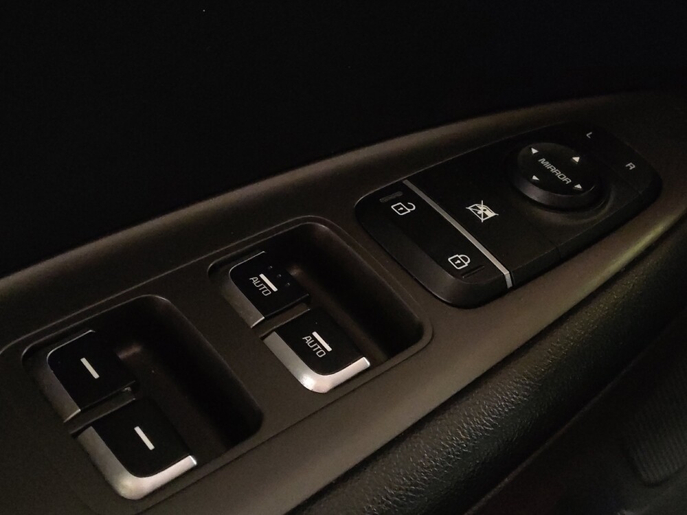 2020 Kia Optima in Savannah, GA 31419 - 18128525 27