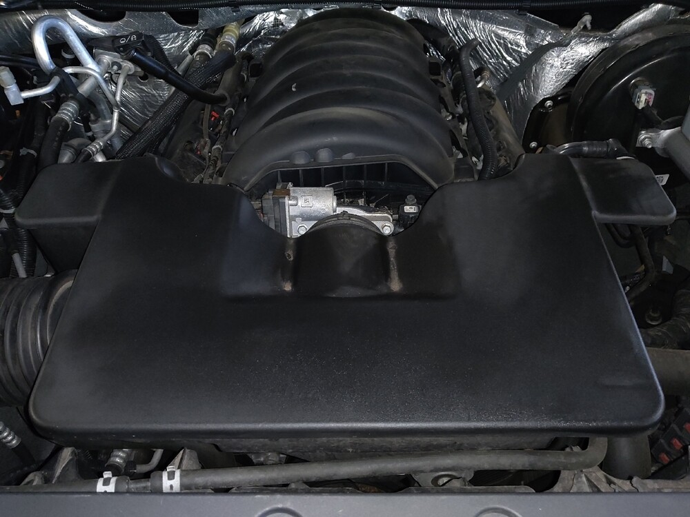 2018 Chevrolet Tahoe in Jacksonville, FL 32225 - 18128531 30