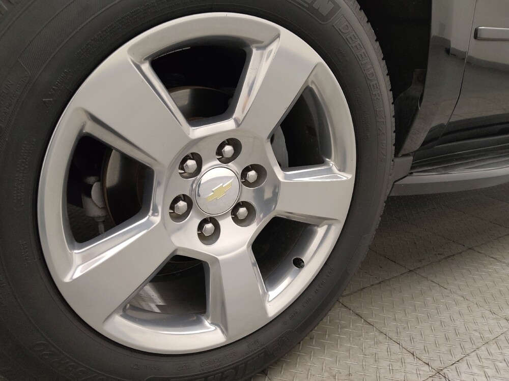 2018 Chevrolet Tahoe in Jacksonville, FL 32225 - 18128531 31