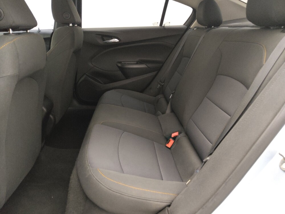 2018 Chevrolet Cruze in Mobile, AL 36606 - 18128532 18