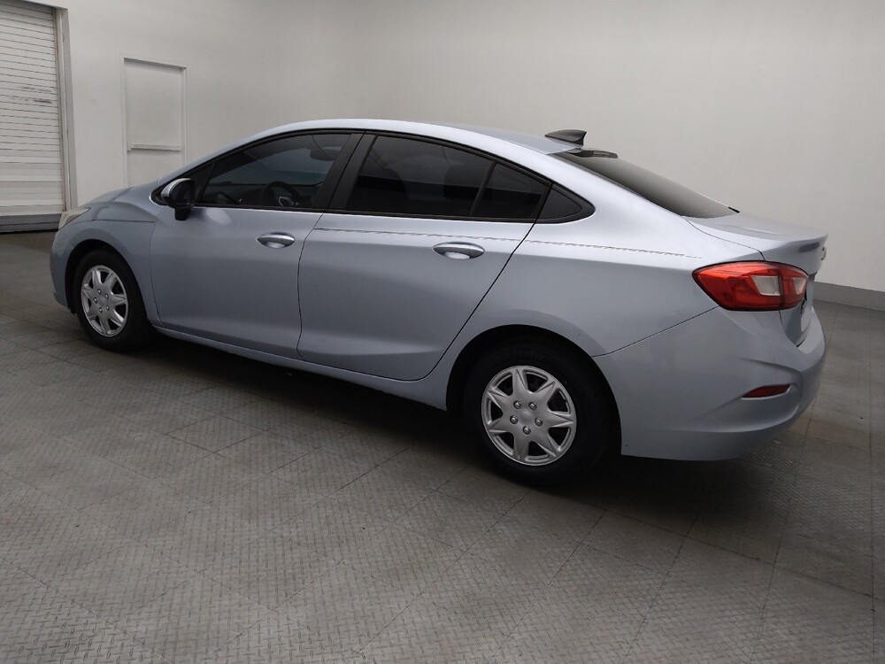 2018 Chevrolet Cruze in Mobile, AL 36606 - 18128532 3