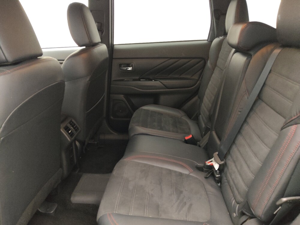 2021 Mitsubishi Outlander in Mobile, AL 36606 - 18128538 18