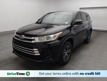 2019 Toyota Highlander in Kissimmee, FL 34744