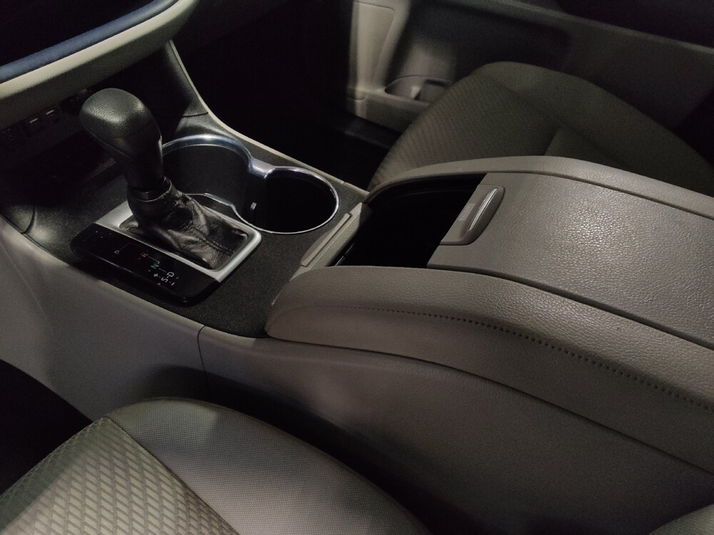 2019 Toyota Highlander in Kissimmee, FL 34744 - 18128539 26