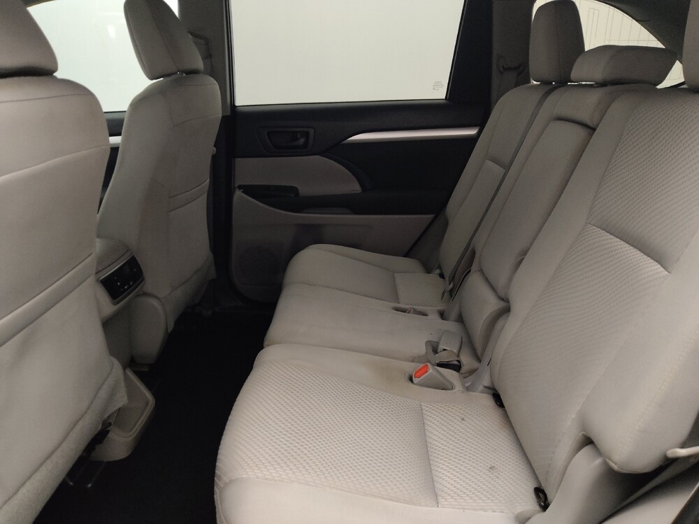 2019 Toyota Highlander in Kissimmee, FL 34744 - 18128539 18