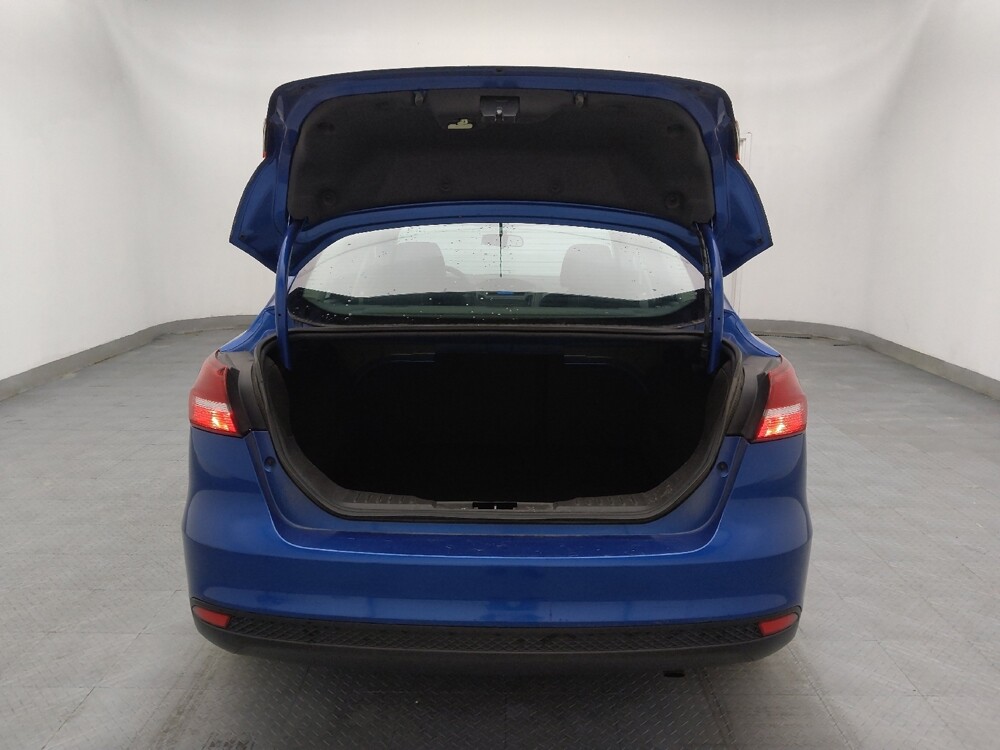 2018 Ford Focus in Fayetteville, NC 28304 - 18128540 29