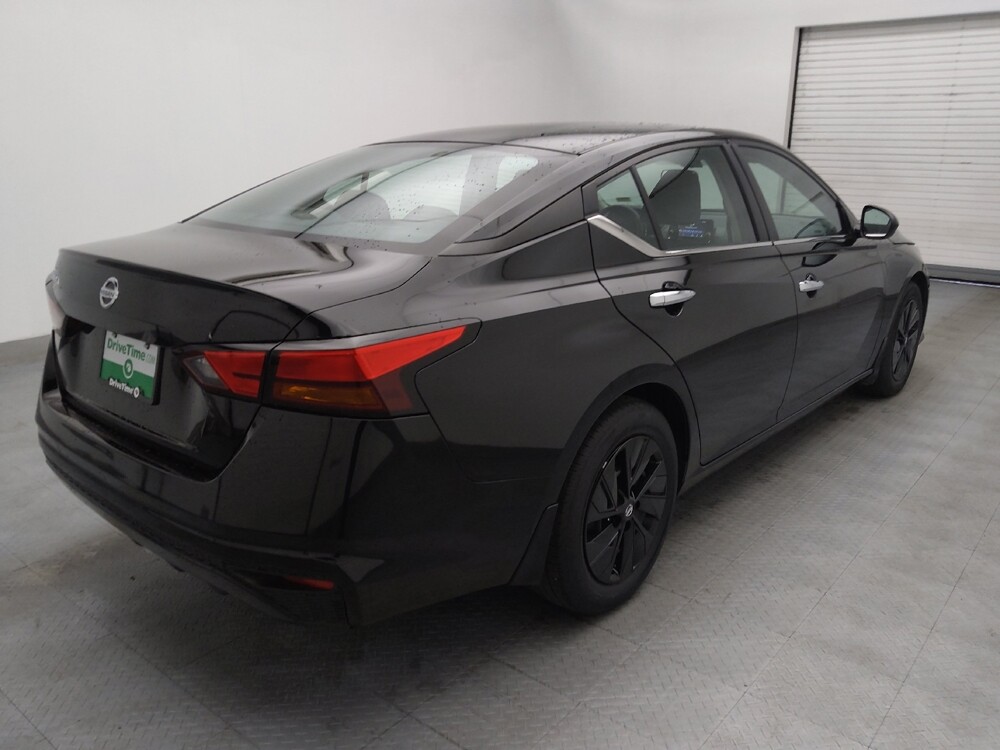 2022 Nissan Altima in Raleigh, NC 27604 - 18128541 9