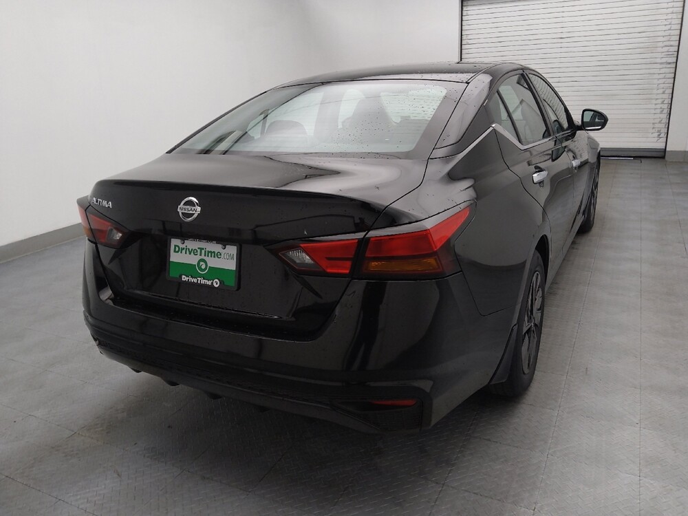 2022 Nissan Altima in Raleigh, NC 27604 - 18128541 7